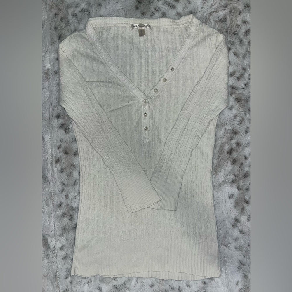 Aeropostale Light Cream Ribbed V-Neck Button Top